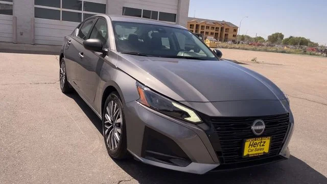 Used 2026 Gray Nissan 2.5 SV image 4