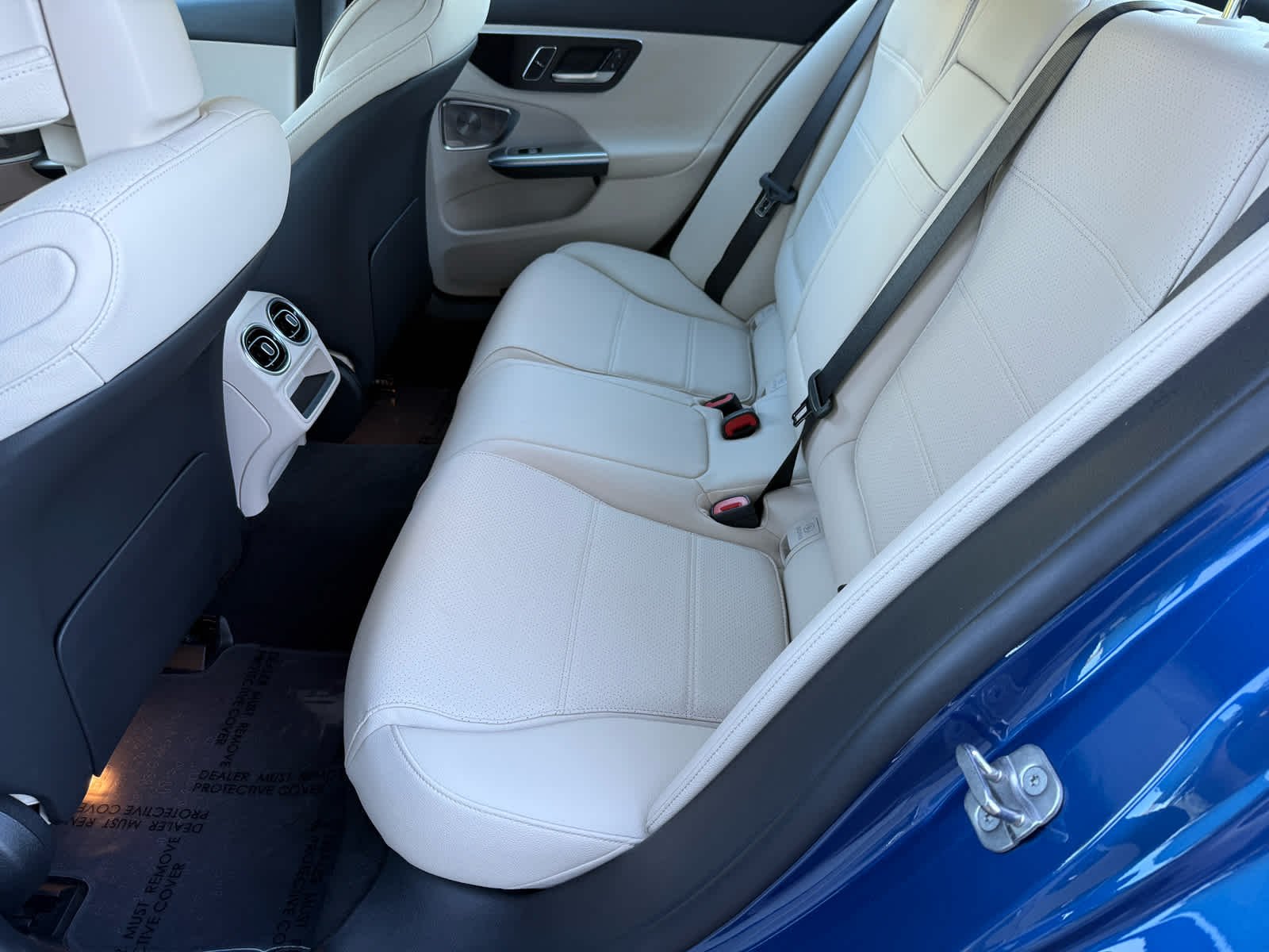 2025 Mercedes-Benz C-Class Sedan C 300 - Photo 11