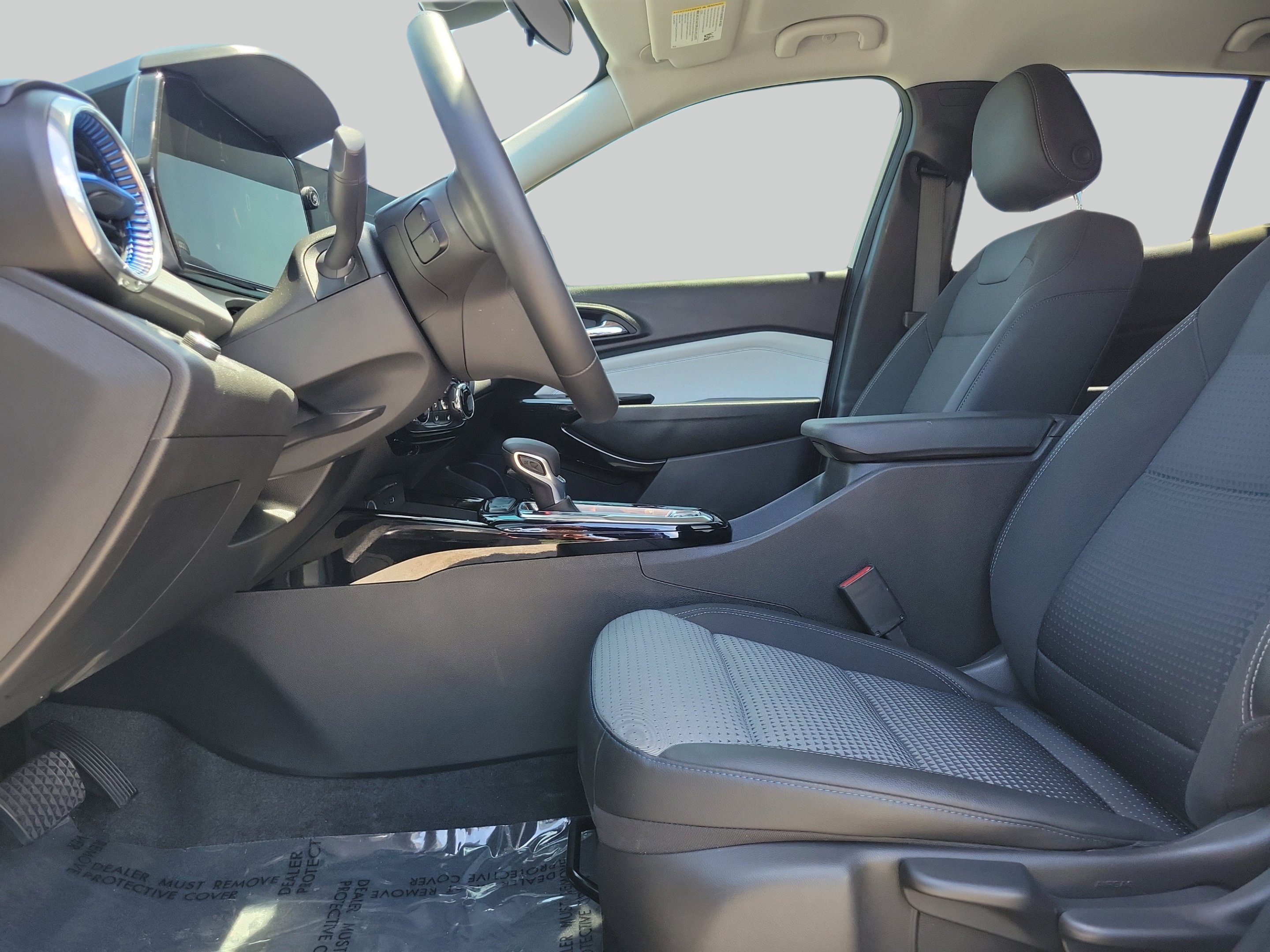 Used 2025 Summit White Chevrolet LT image 18