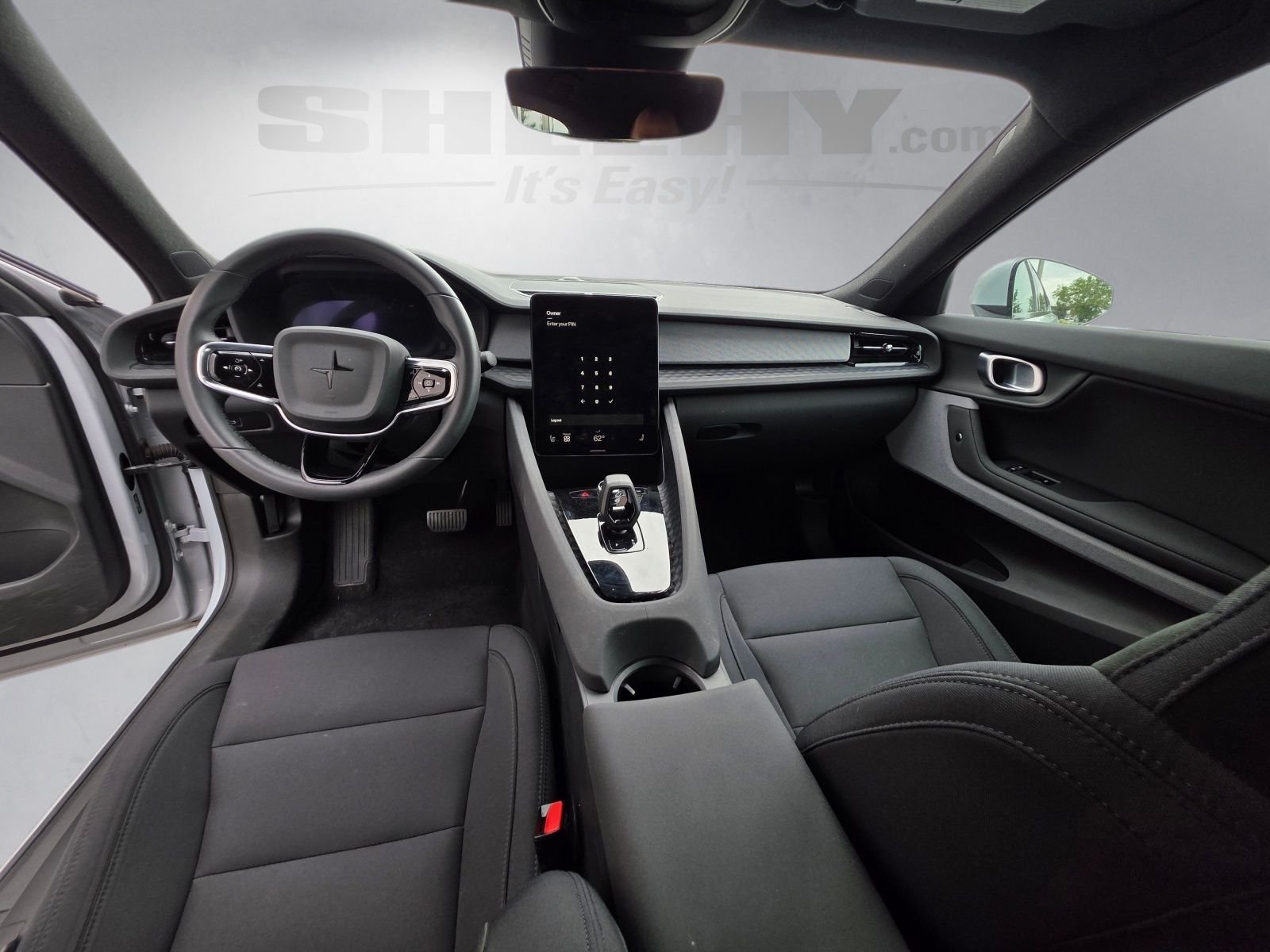 Used 2024  Polestar Long Range Dual Motor image 3