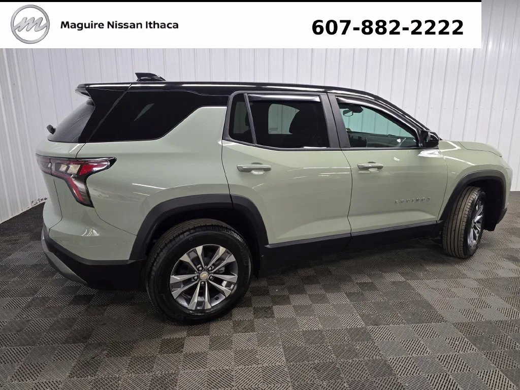 Used 2026 Green Chevrolet LT image 4