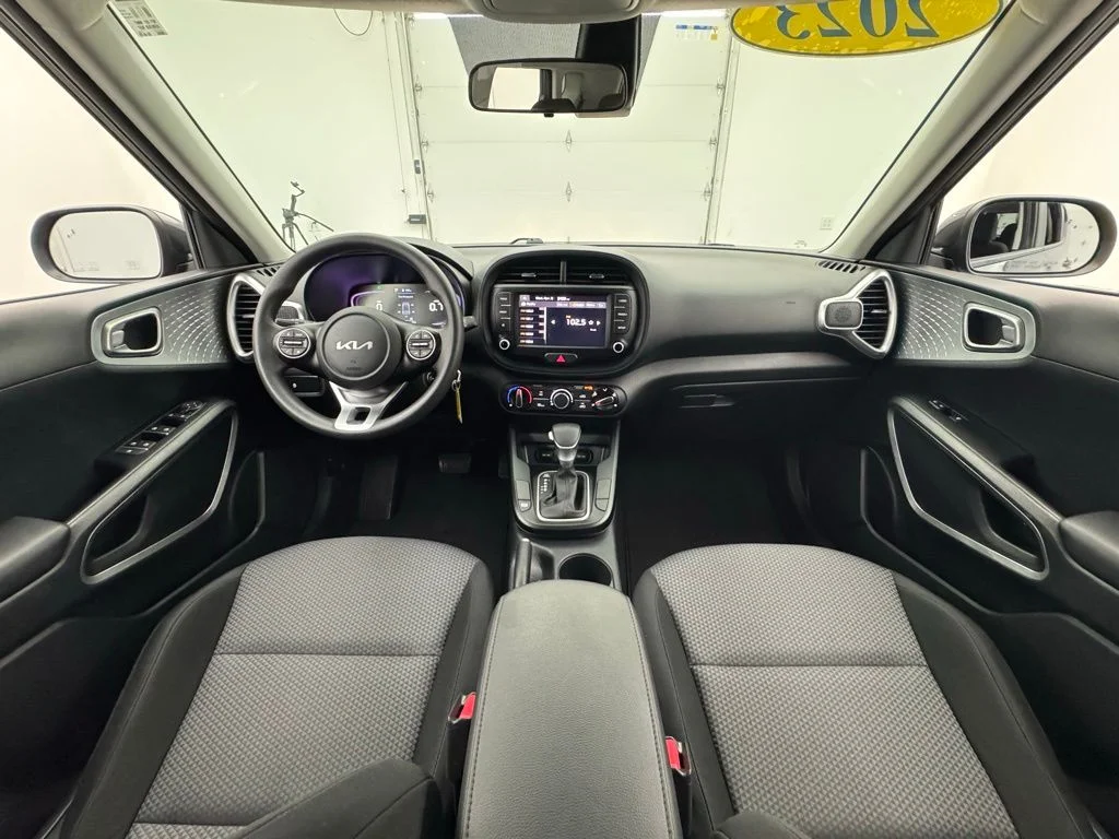 Used 2023 Gravity Gray Kia LX image 3