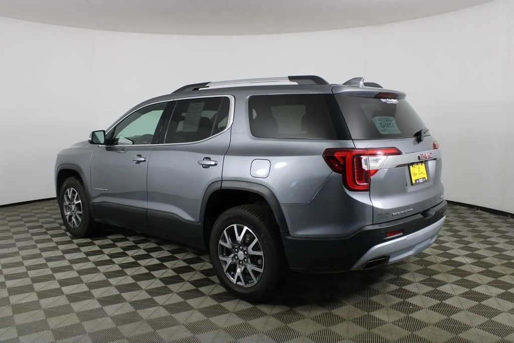 Used 2021 SATIN STEEL METALLIC GMC SLE image 4