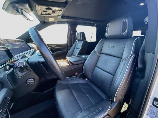 Used 2023 White Cadillac Premium Luxury image 11