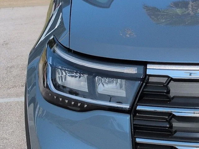 New 2026 Vapor Blue Metallic Ford Active image 10