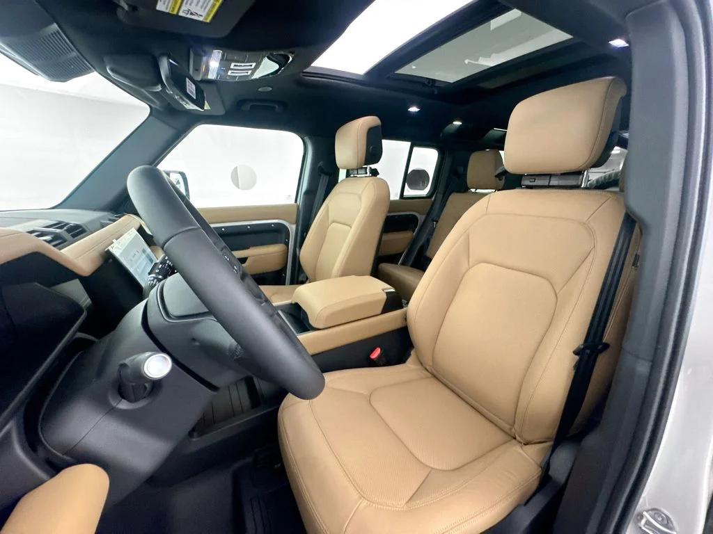 New 2026 Borasco Grey Land Rover X-Dynamic SE image 21