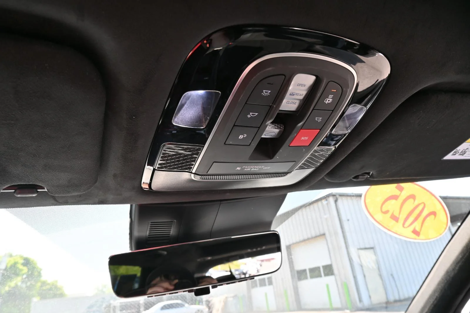 Used 2025 White Hyundai Calligraphy Night Edition image 29