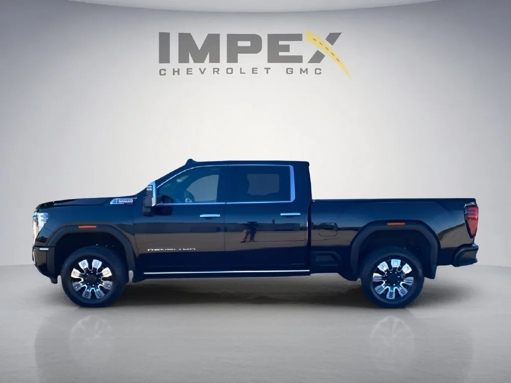 Used 2025 Onyx Black GMC Denali image 2