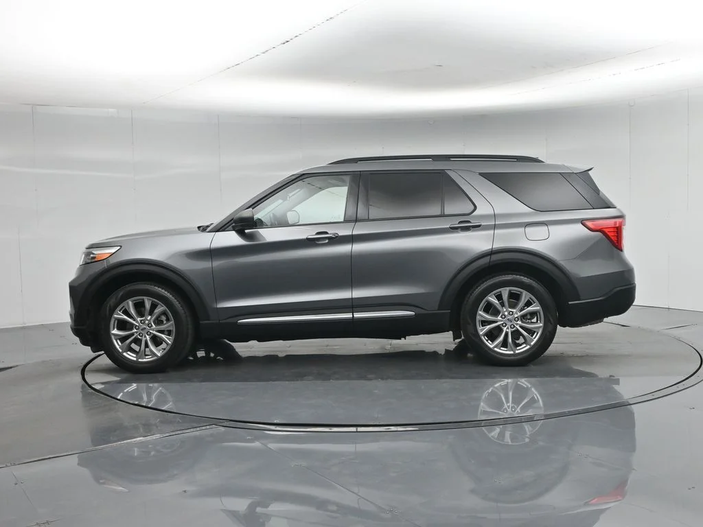 Certified Used 2023 Gray Ford XLT image 35