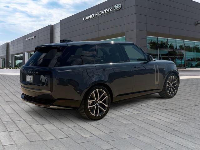 Used 2026 Varesine Blue Metallic Land Rover SE image 5