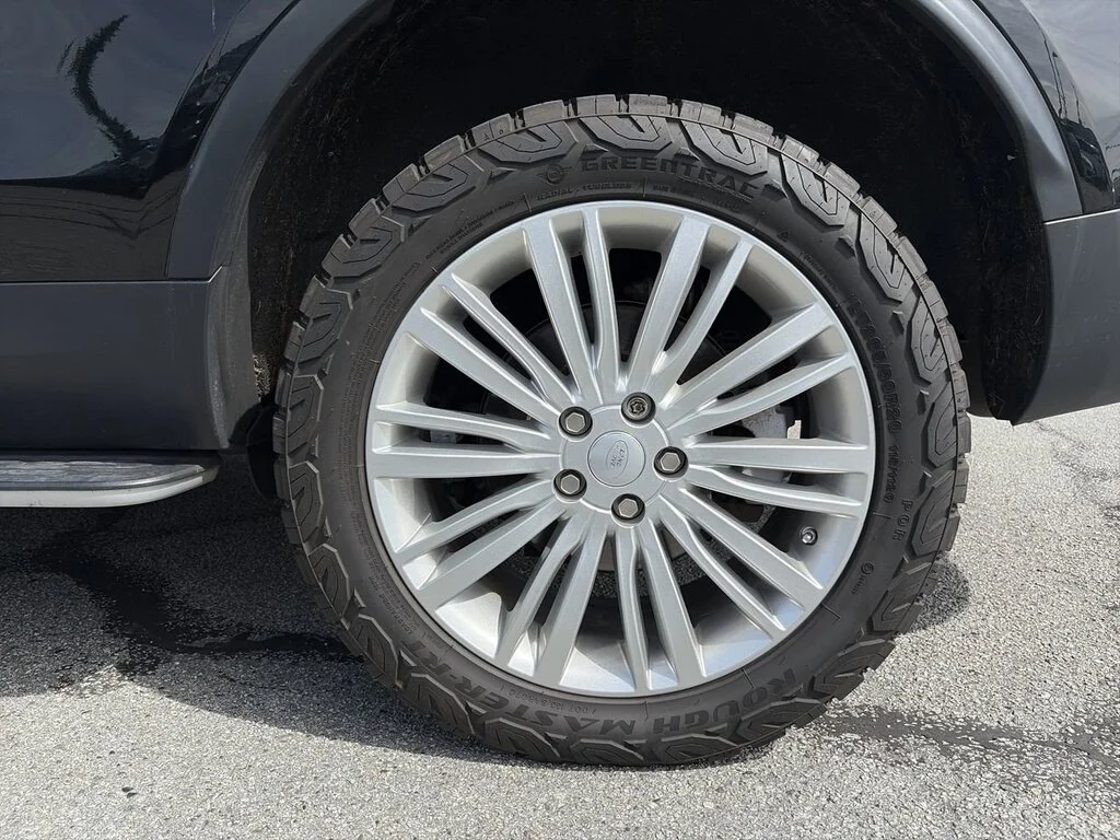 Used 2019  Land Rover HSE Luxury 4WD image 18