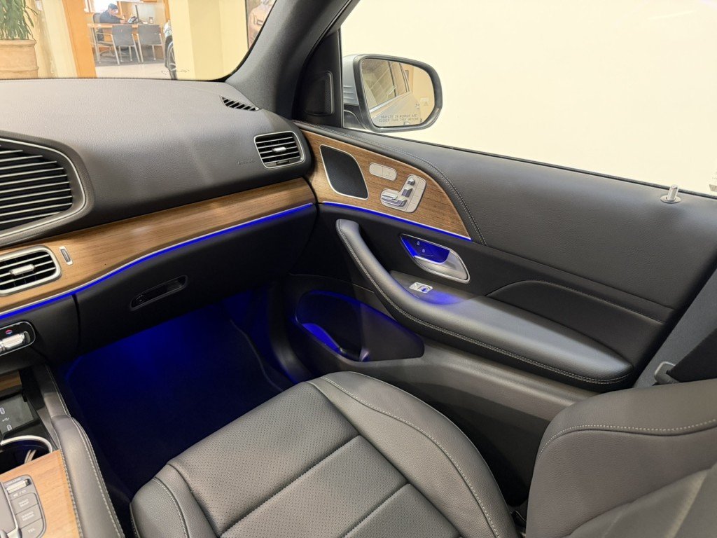 2025 Mercedes-Benz GLE GLE450E - Photo 13