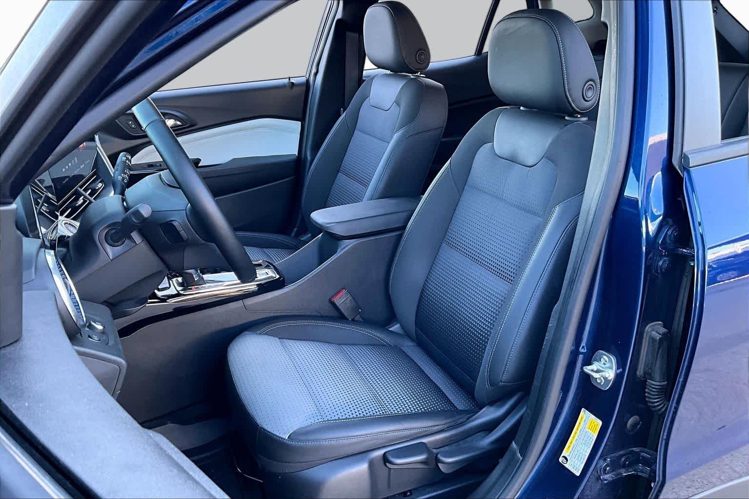 Pre-Owned 2024 Chevrolet Trax LT