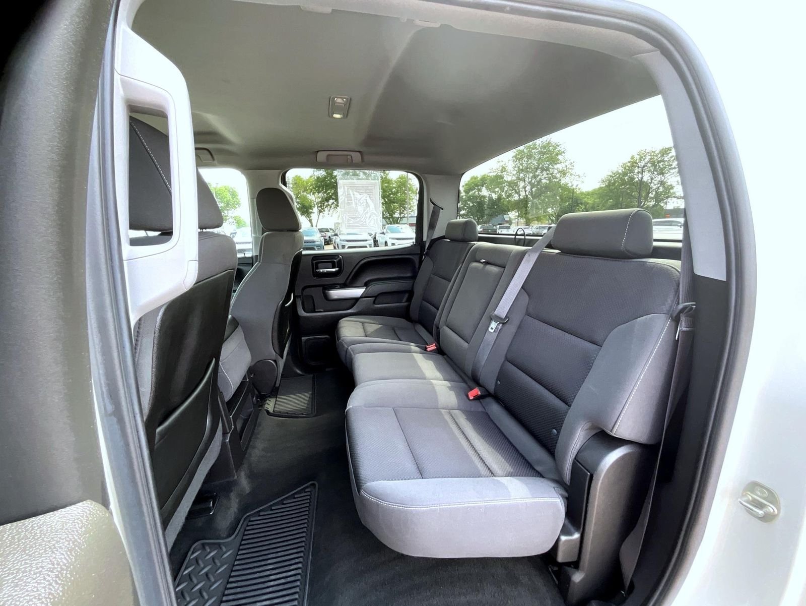 Used 2014 White Chevrolet LT image 20