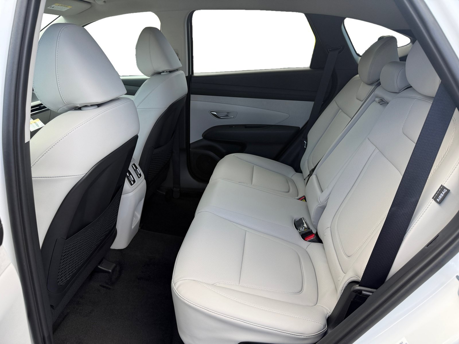 New 2026 Creamy White Pearl Hyundai SEL Convenience image 16