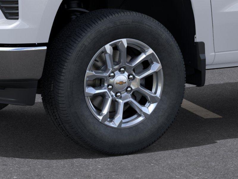 Used 2026 Summit White Chevrolet LT image 9
