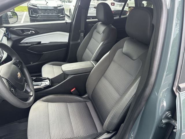 Used 2025 Gray Chevrolet LT image 16