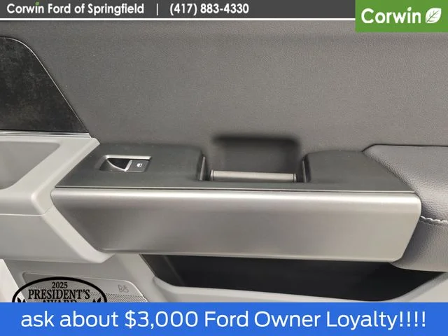New 2026 Oxford White Ford F-250® XLT image 16