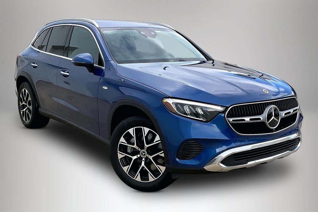 2025 Mercedes-Benz GLC