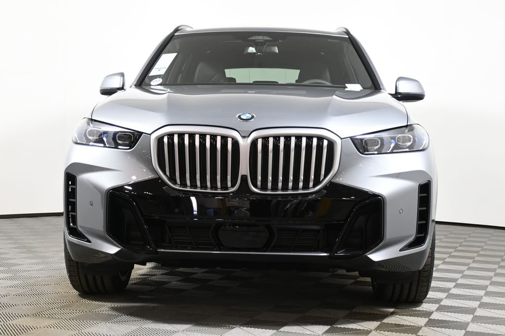 Used 2026 Gray BMW xDrive40i image 10