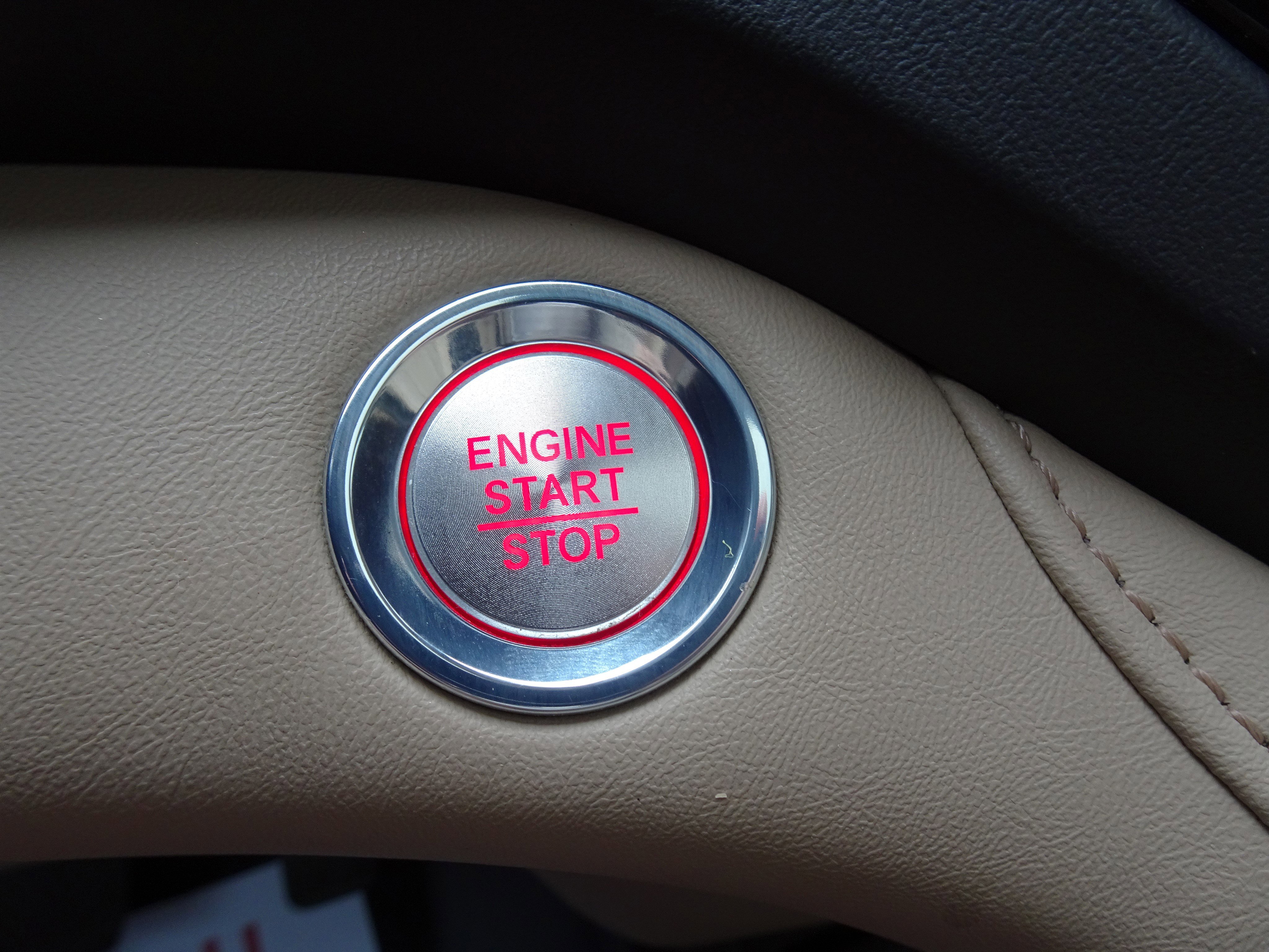 Used 2019 White Diamond Pearl Acura Base image 20