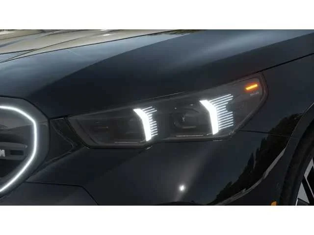 Certified Used 2025 Black Sapphire Metallic BMW M60 image 6