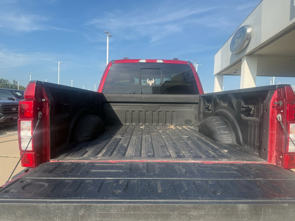 Used 2021 Rapid Red Metallic Tinted Clearcoat Ford LARIAT image 8
