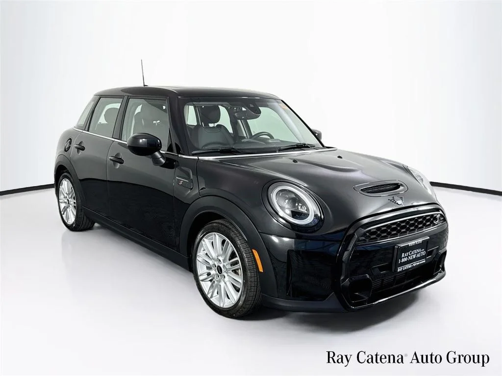 2024 MINI Hardtop 4 Door