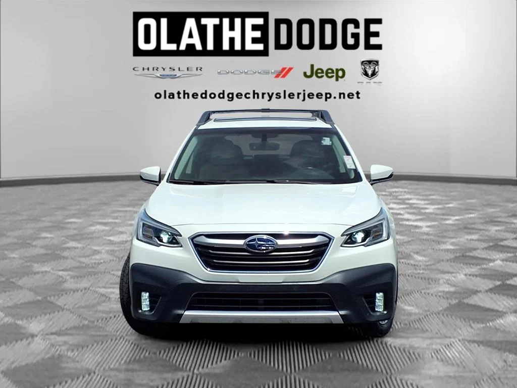 Used 2021 White Subaru Limited image 31