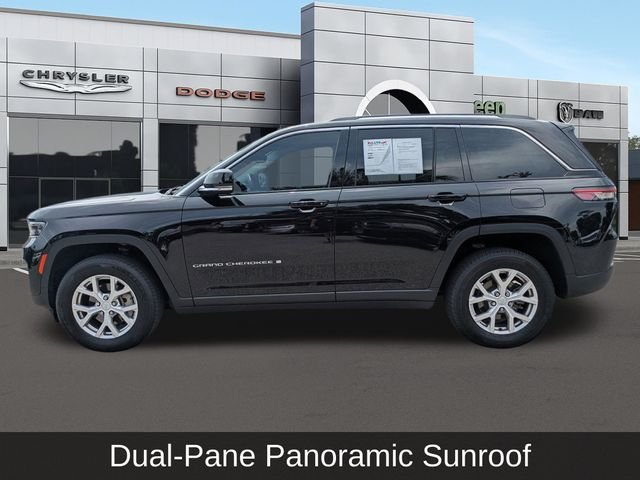 Used 2022 Black Jeep Limited image 7
