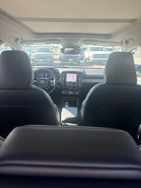 2026 Volvo XC40 Plus - Photo 26