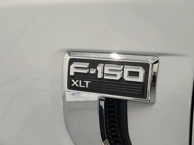 Used 2023 White Ford XLT image 22