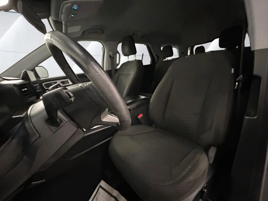 Used 2021 Gray Ford XLT image 8