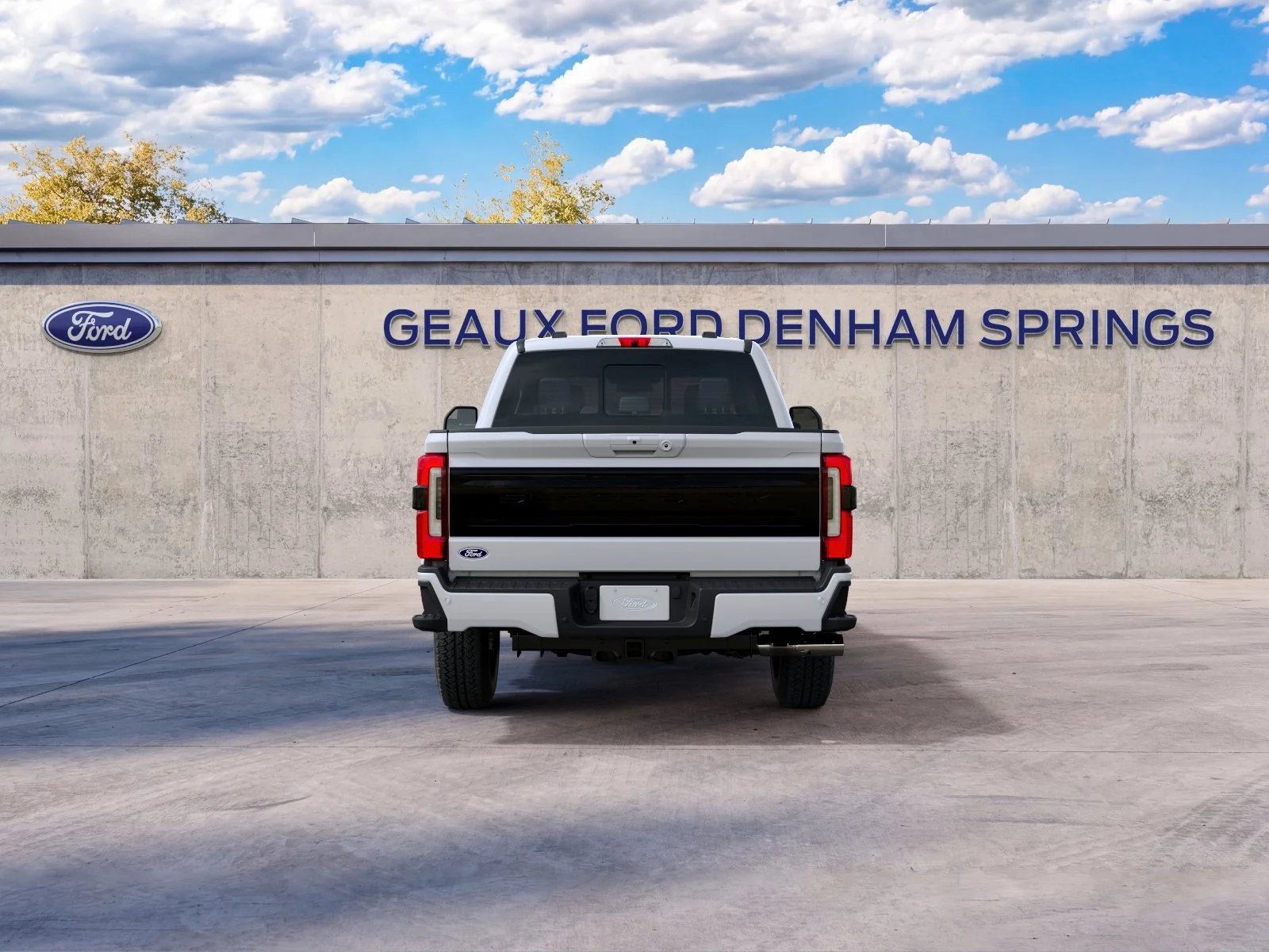 New 2027 Star White Metallic Tri-Coat Ford F-250® Platinum® image 37