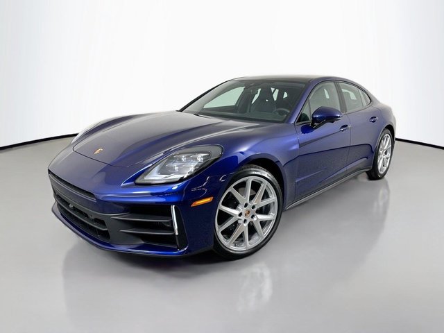 2026 Porsche Panamera 4