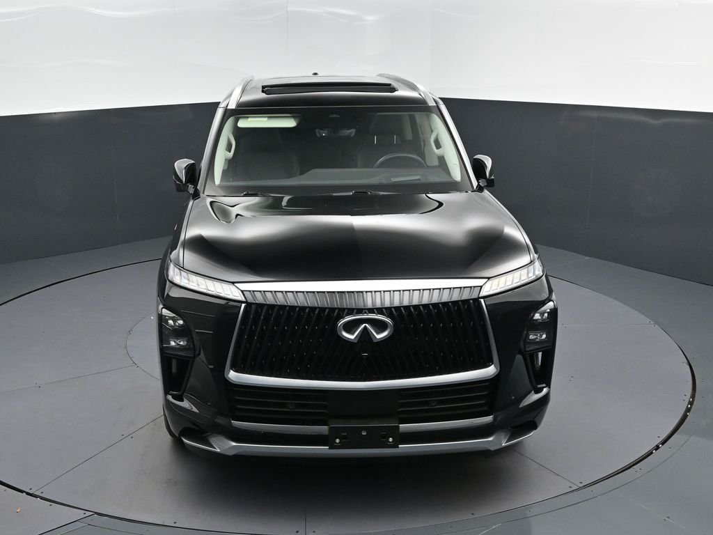 Certified Used 2025 Black INFINITI LUXE image 40