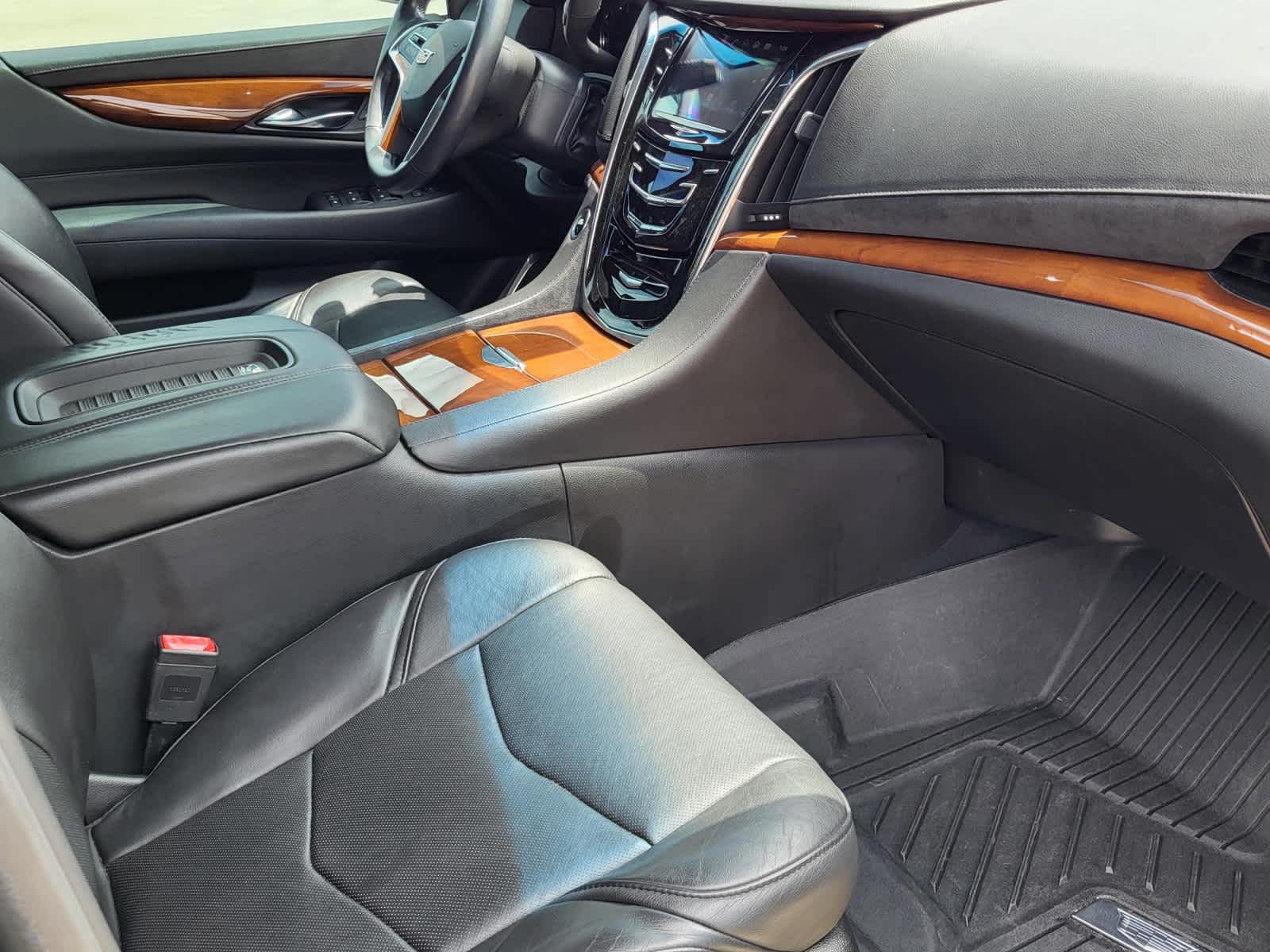 Used 2018 Black Raven Cadillac  image 9