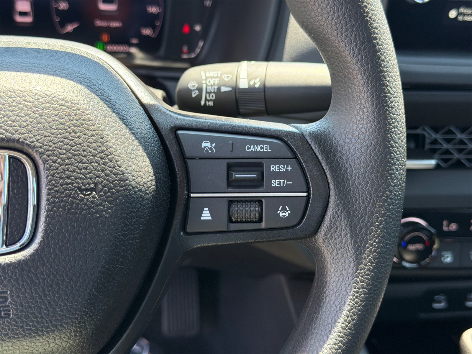 New 2026 Urban Gray Pearl Honda SE image 18