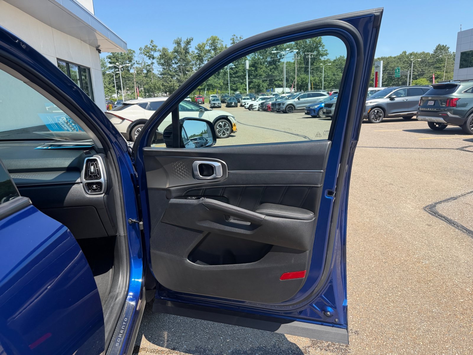 Used 2023 Sapphire Blue Kia SX image 33