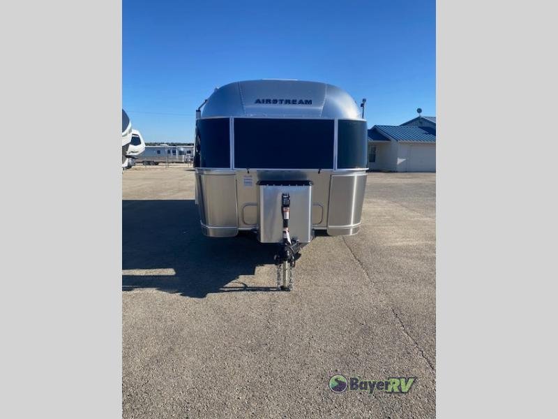 2026 Airstream Globetrotter photo 4