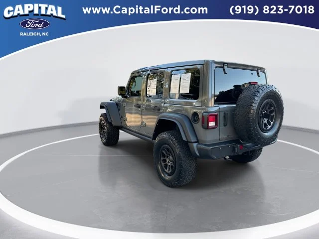 Used 2023 Gray Jeep Sport image 6