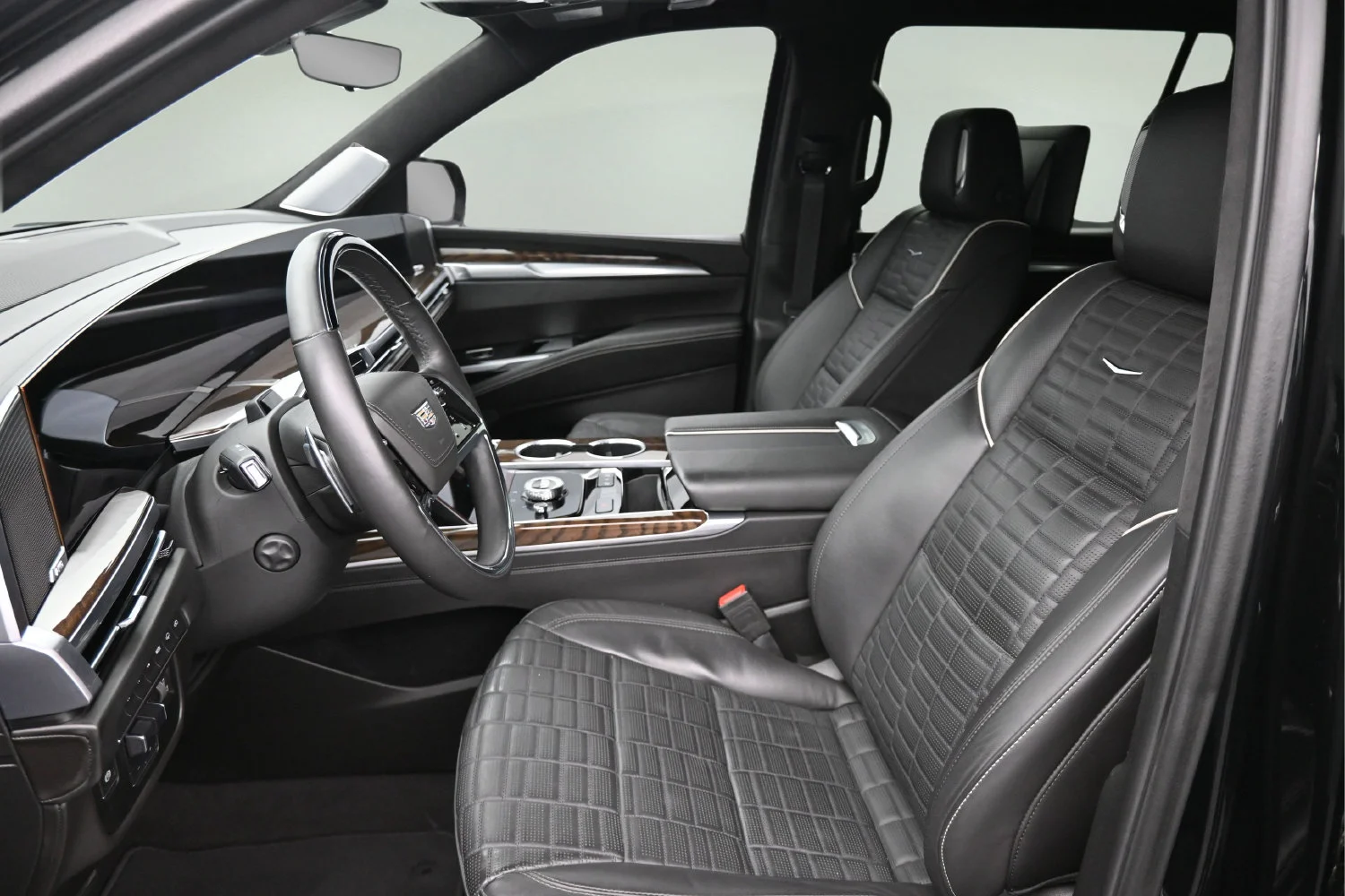 Used 2025 Black Raven Cadillac Premium Luxury Platinum image 32
