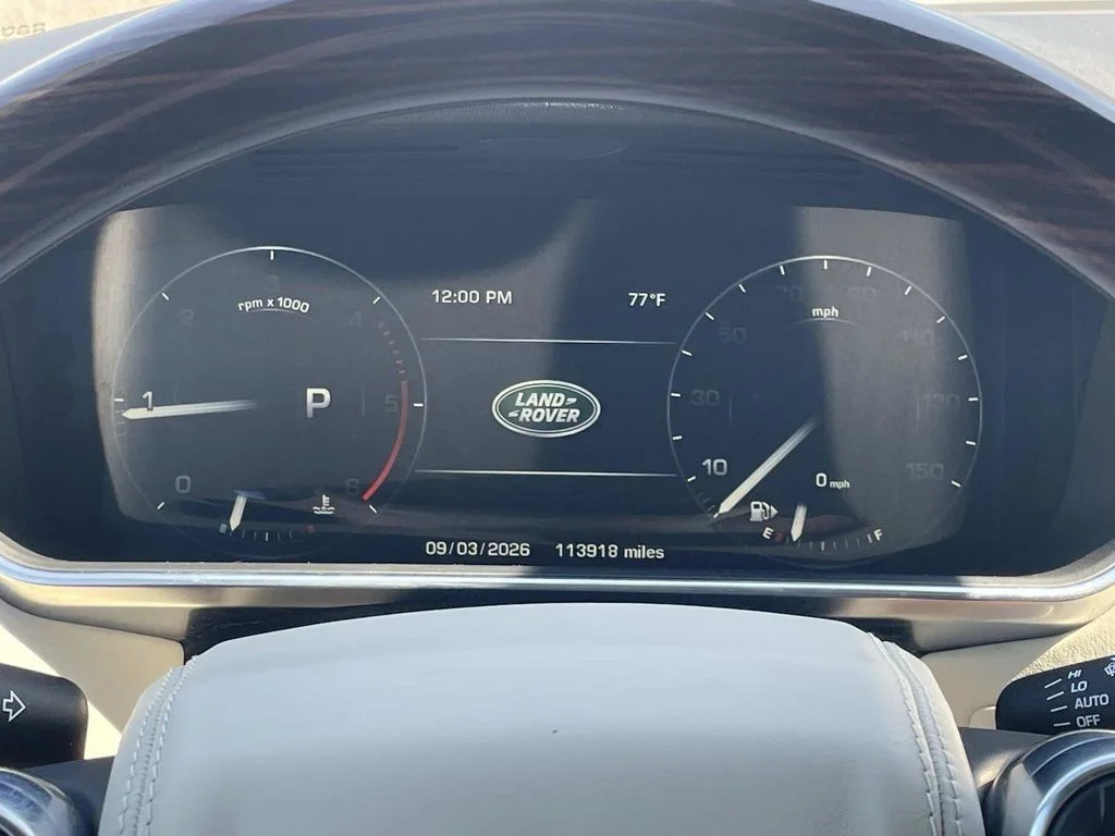 Used 2016 White Land Rover HSE image 28
