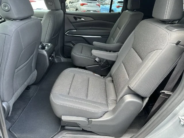 Used 2024 Gray Chevrolet LT image 27