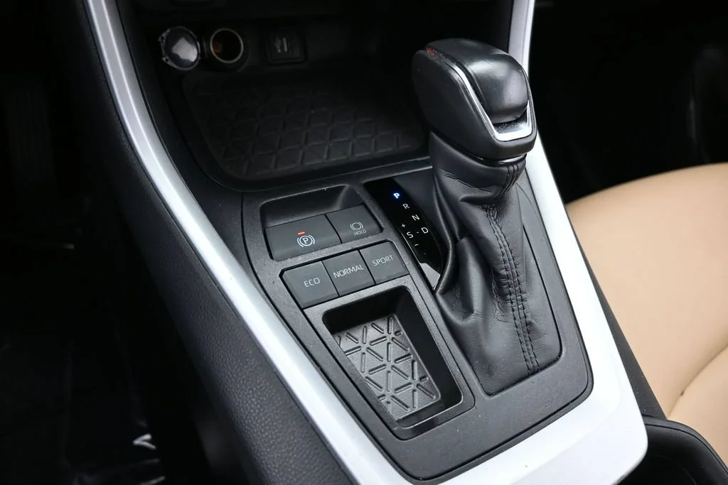 Used 2025 Blueprint Toyota XLE Premium image 21