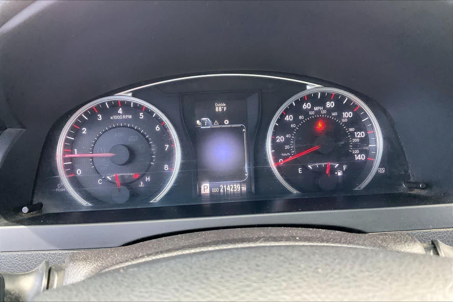 Used 2015 Predawn Gray Mica Toyota SE image 22