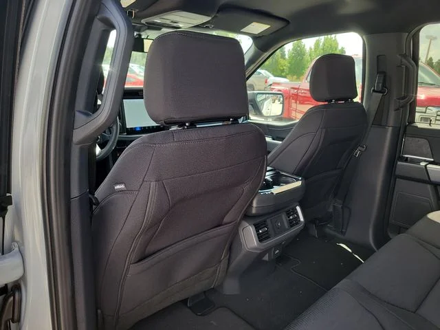 New 2026 Avalanche Ford XLT image 12