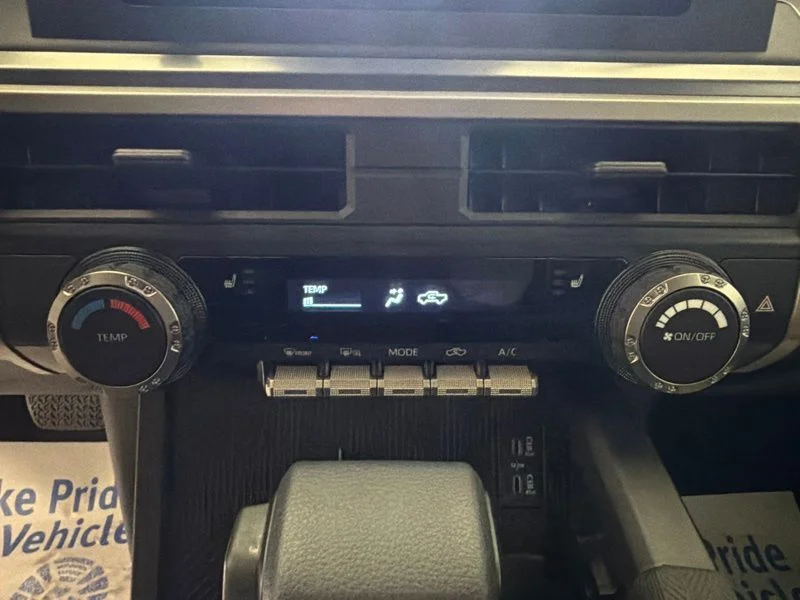 Used 2025 Silver Toyota SR5 image 26