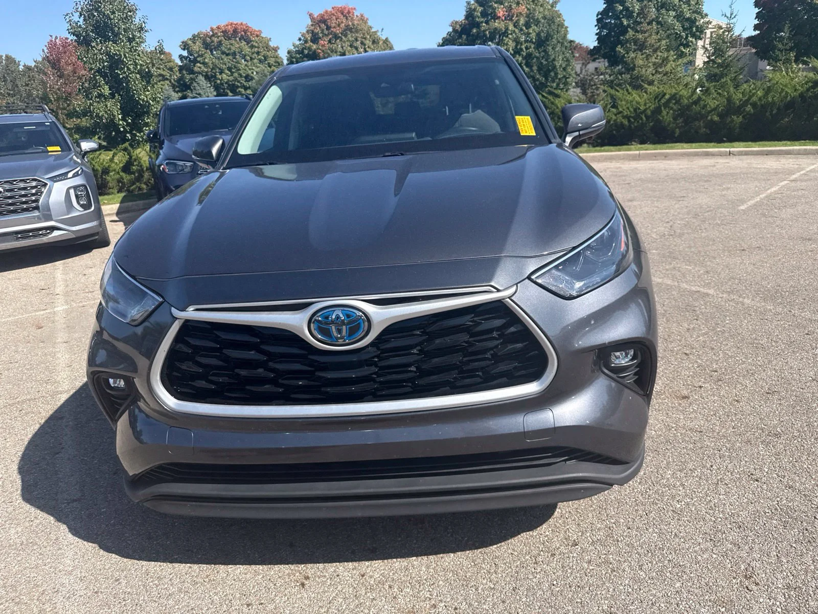 Used 2023 Gray Toyota  image 2