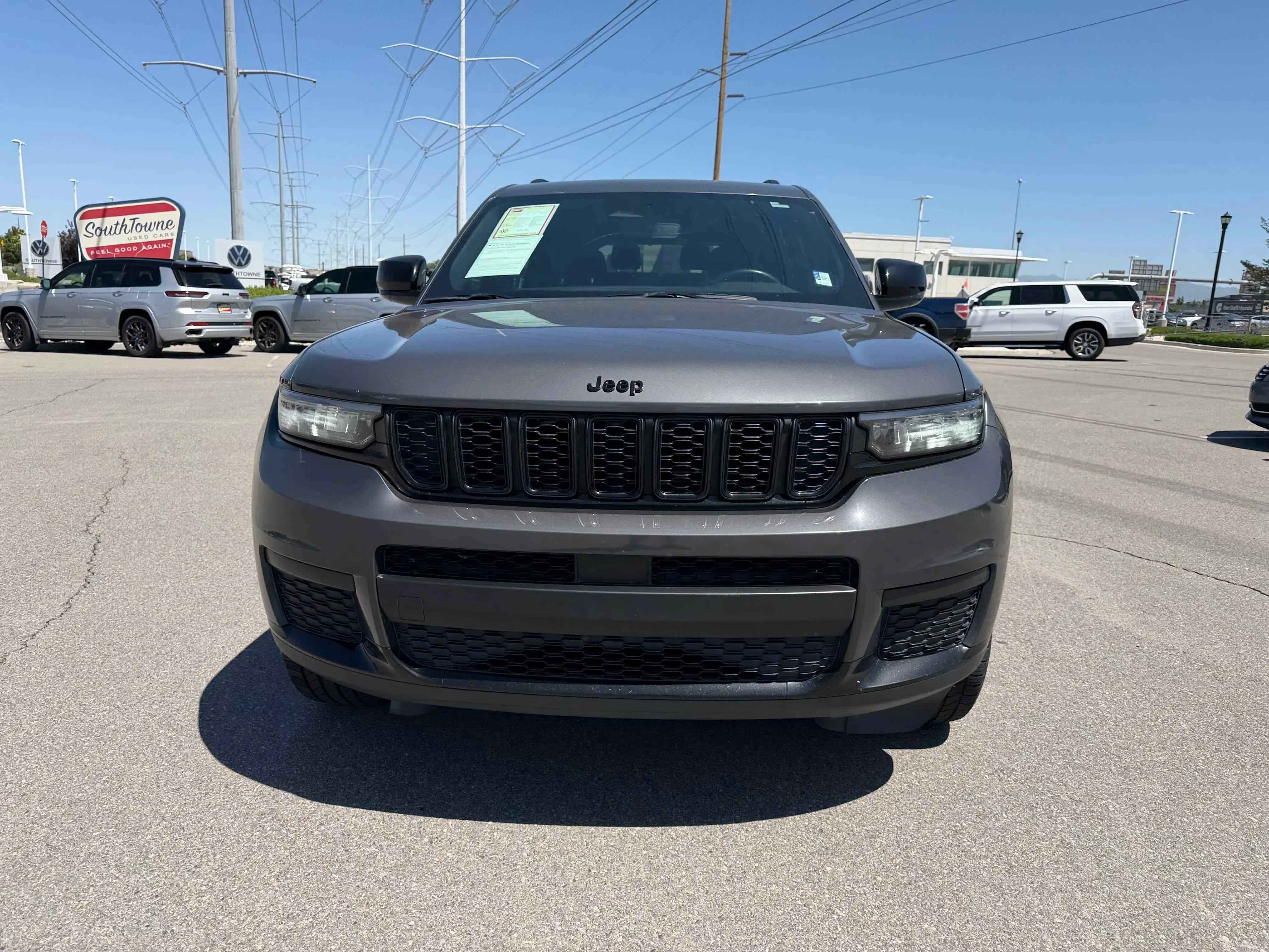 Used 2021 Baltic Gray Metallic Clearcoat Jeep Altitude image 10